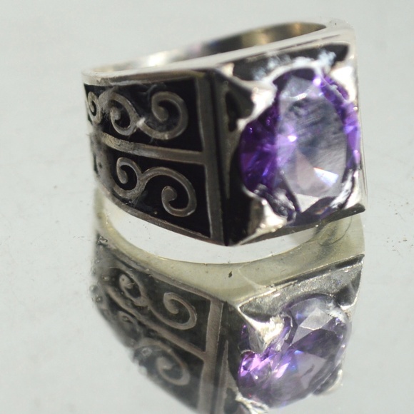 Genuine Amethyst Gemstone Size 6 Sterling Ring - Picture 6 of 8